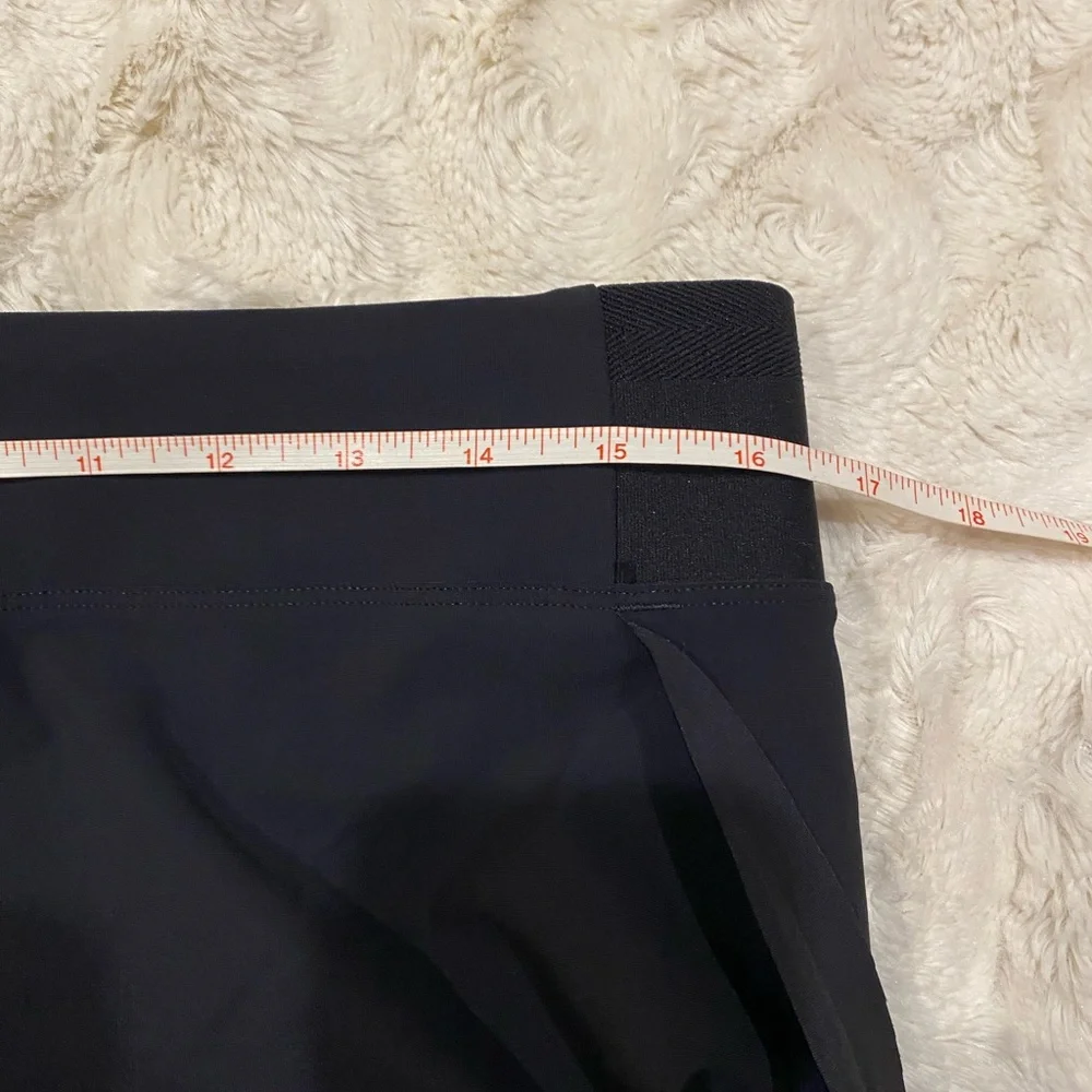 Athleta Cosmic Wrap NWOT Women's Black Culotte Cropped Pants size 14